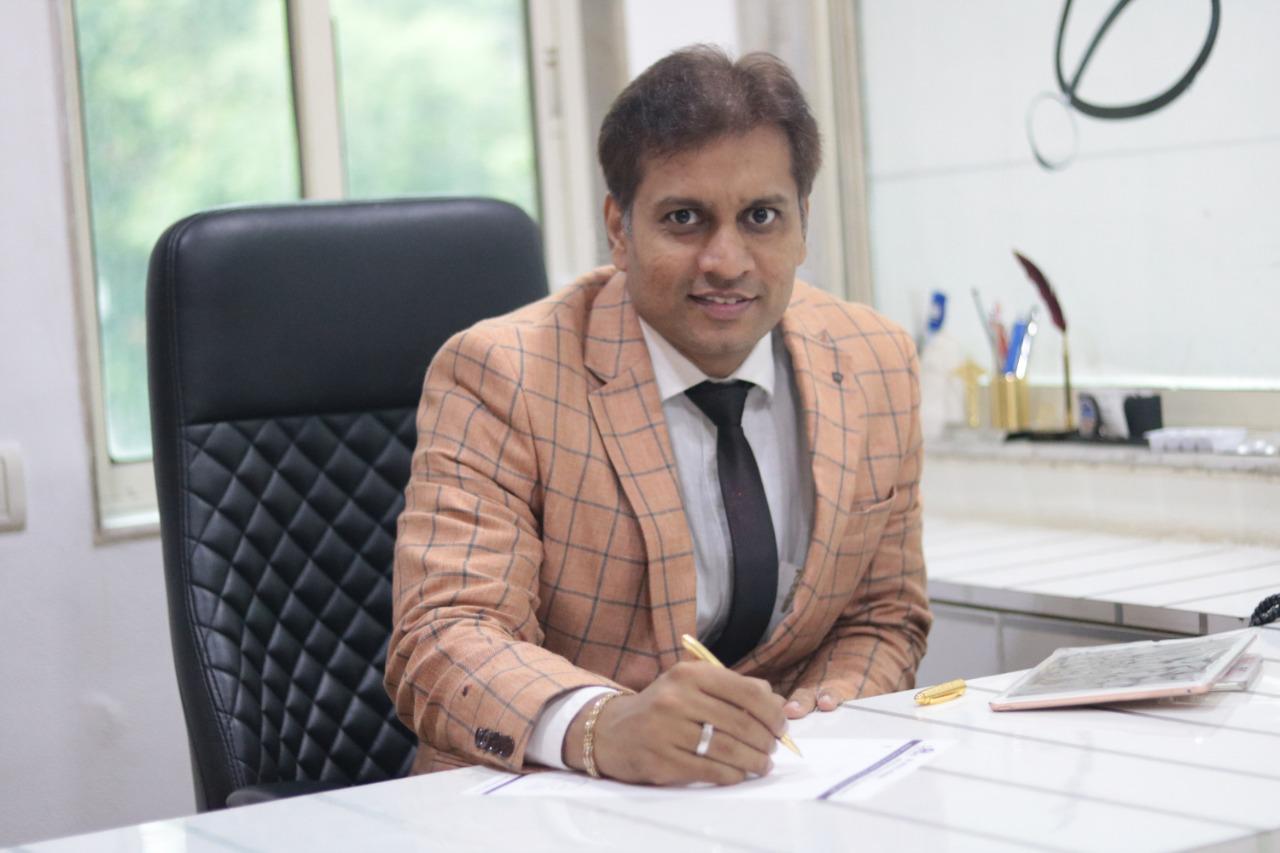 Dr. Nitin Agrawal best Cardiologist & Diabetologist at Lotus Healthcare & Advanced Diabetes Center in Vashi, Navi Mumbai